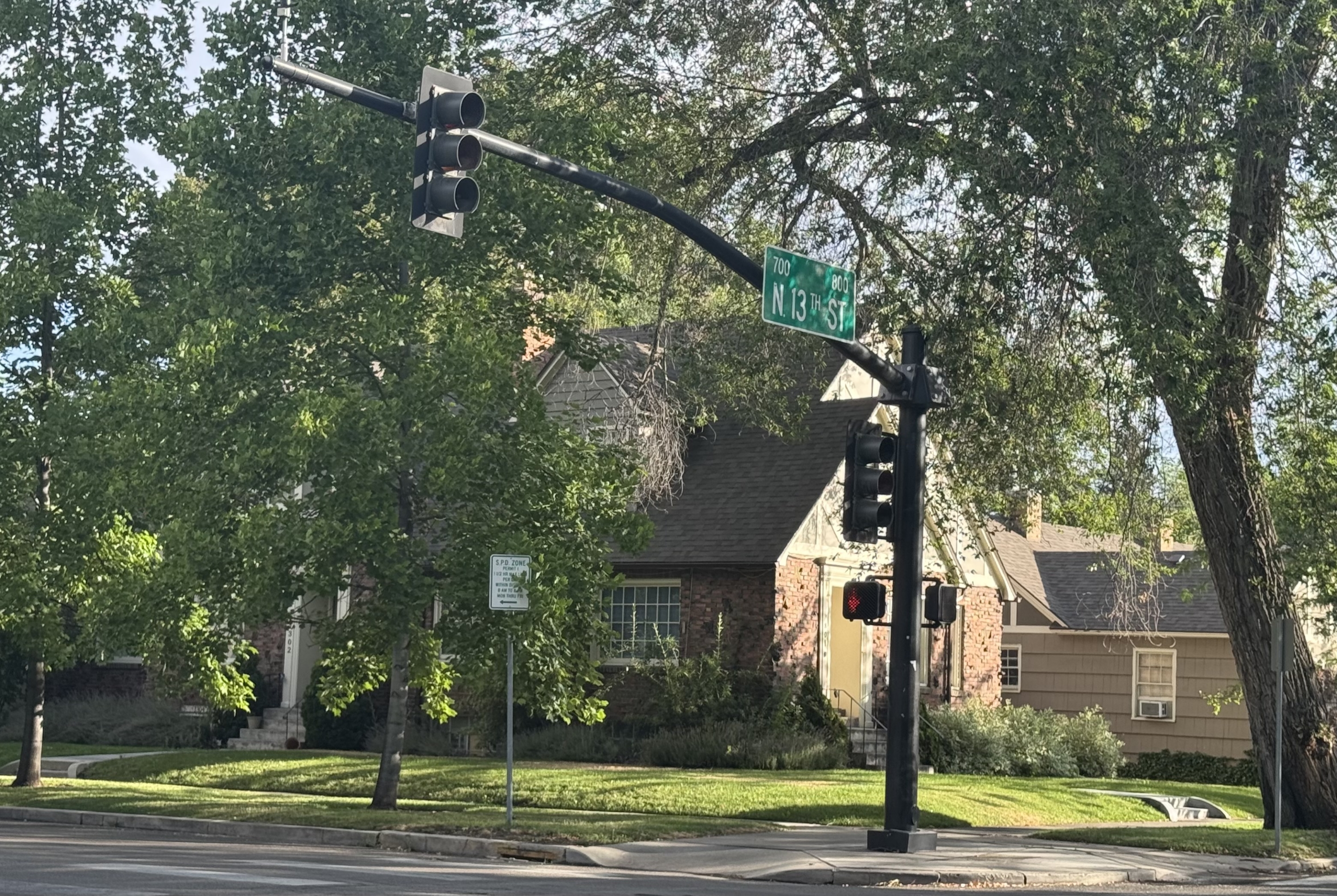 1302 West Hays Street - 1304