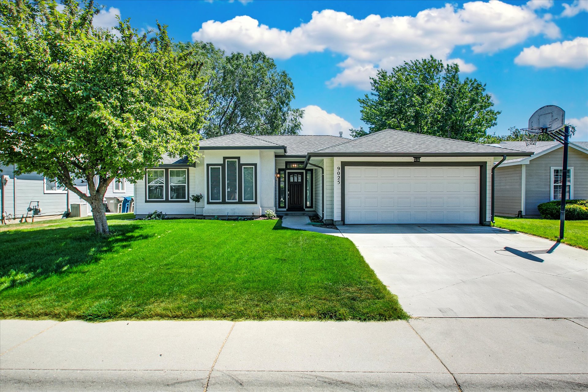 9025 West Lorinda Drive