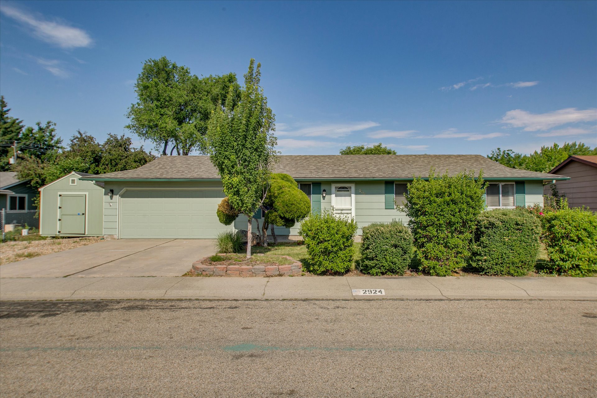 2924 South Holden Avenue
